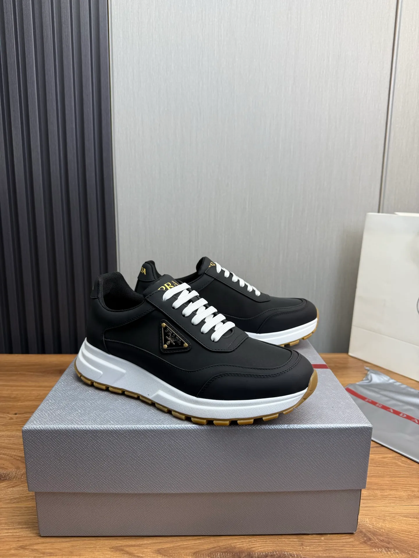 Men's shoes 💰580💰 [PRADA] Popular men's shoes shipped 👏Official website synchronization ⬆️Original cowhide fabric + cowhide lining, 1⃣️:1⃣️reproduction, original sole, 38-45 (45. Customized, non-refundable)